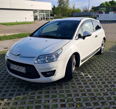 Citroen C4 cena 12000 przebieg: 228150, rok produkcji 2010 z Puszczykowo małe 92